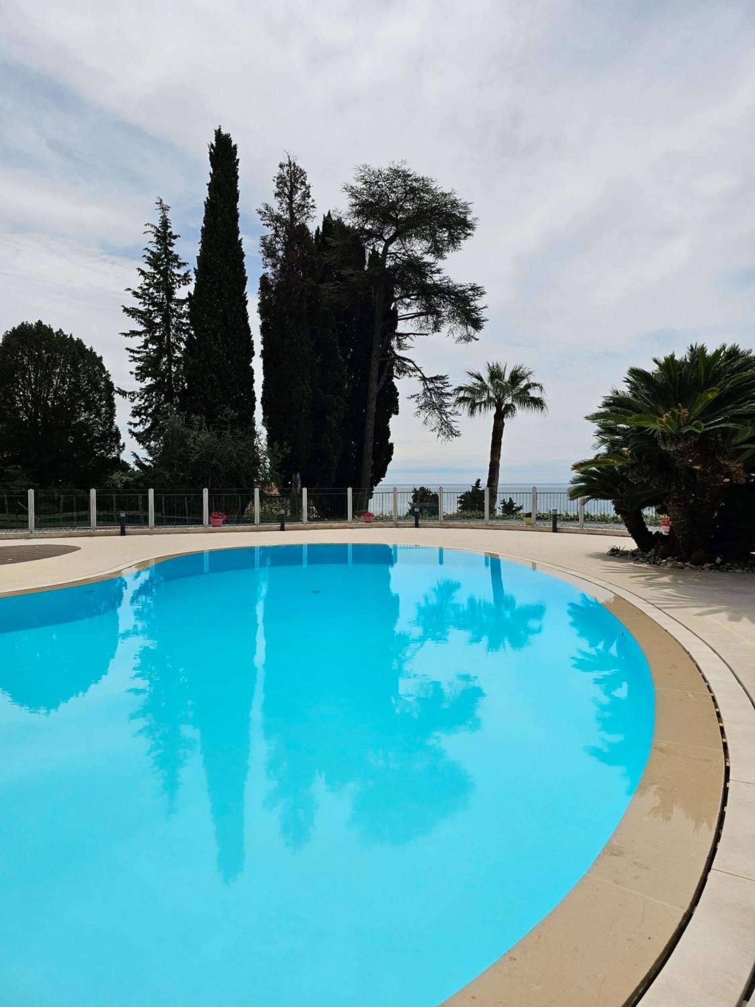 « La Grande Residence » Vue Mer, Piscine Menton Eksteriør bilde